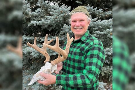 Chuck adams - Chuck Adams broke the record with his typical Sitka blacktail in the velvet category with his giant 5x5 buck he shot in 2021 scoring 109 7/8 inches. The buck was …